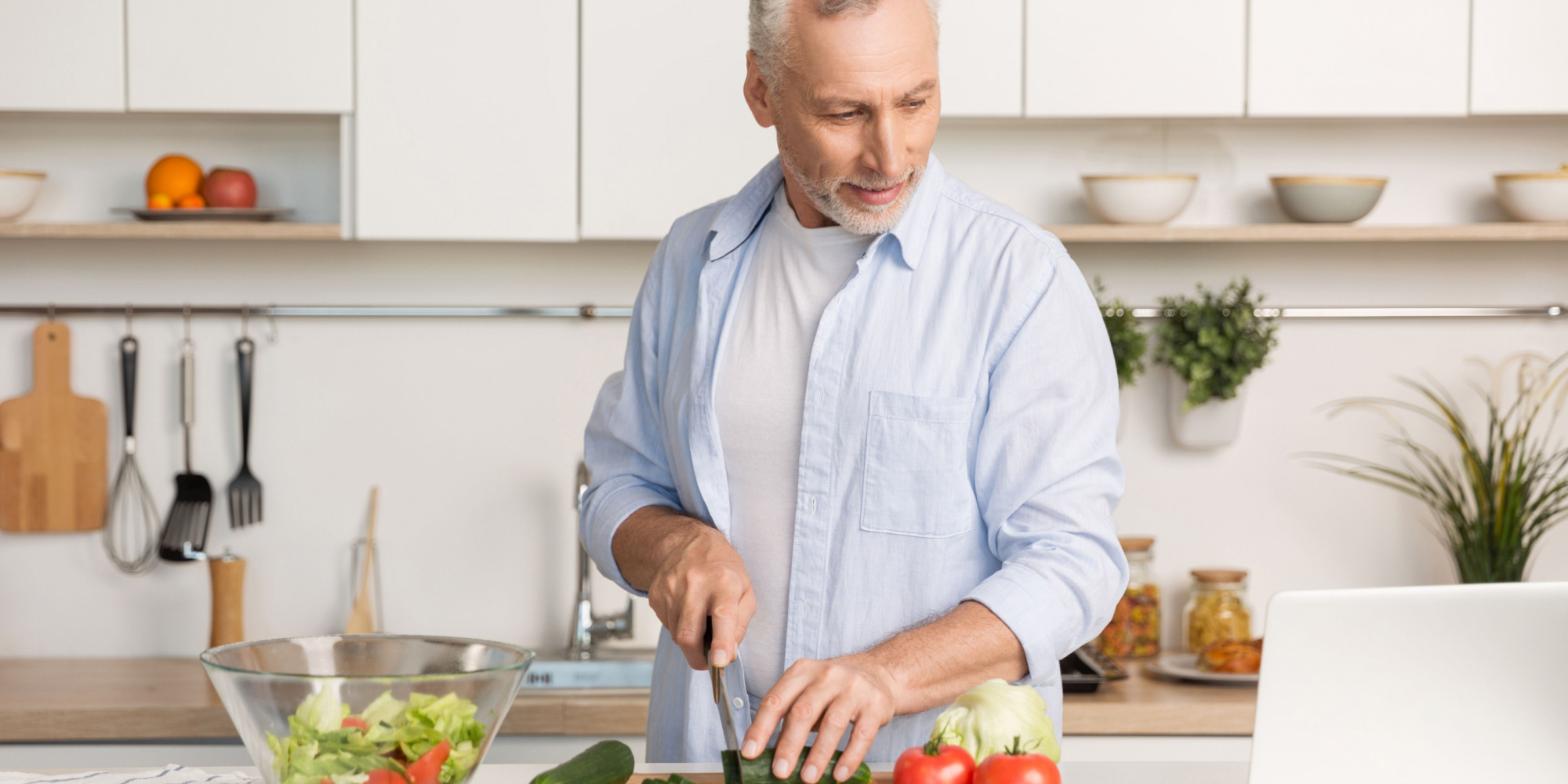 3 Tips for Men Over 40 to Help Lose Weight